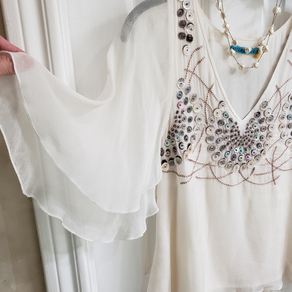 Alice + Olivia Mother of Pearl Silk Blouse - Picture 5 of 7